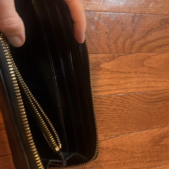 Coach wristlet, black leather - Picture 8 of 8